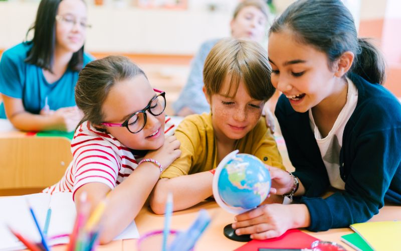 How do English-Medium CBSE Schools Enhance Student Learning Experiences